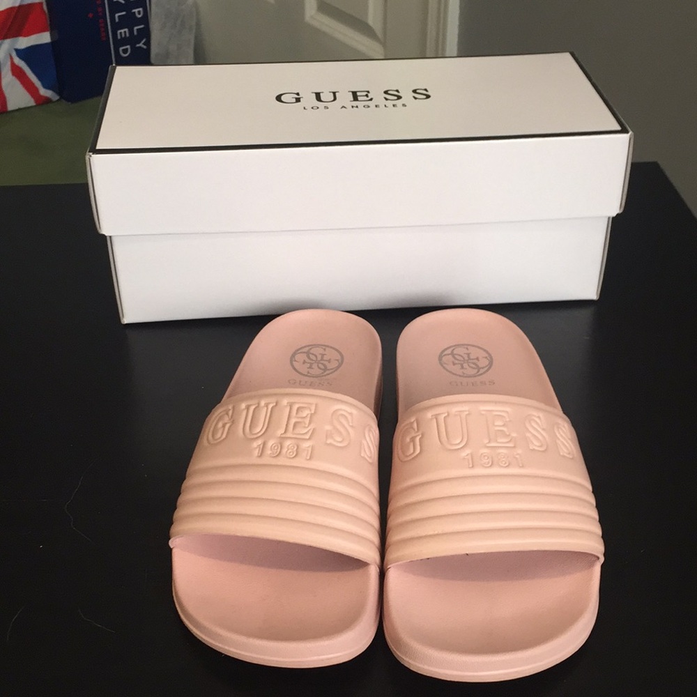 Light pink Guess slides